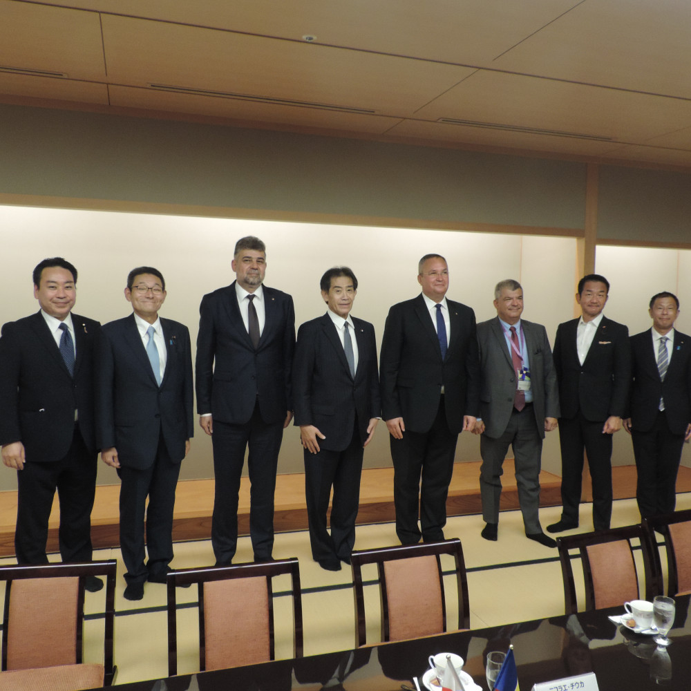 日本・ルーマニア友好議員連盟にて、ニコラエ＝ヨネル・チウカ首相、イオン＝マルチェル・チョラク下院議長と懇談会をいたしました。