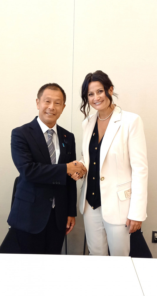 安倍晋三元総理の国葬参列に来日中のベルギー王国ステファニー・ドーズ参議院議長との意見交換会に出席いたしました。