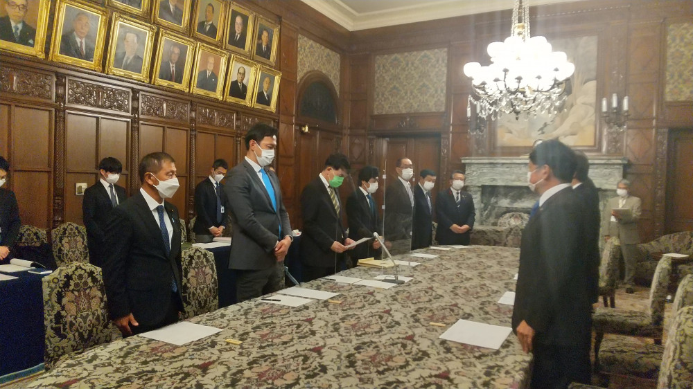 衆議院情報監視審査会委員に引き続き就任いたしました。