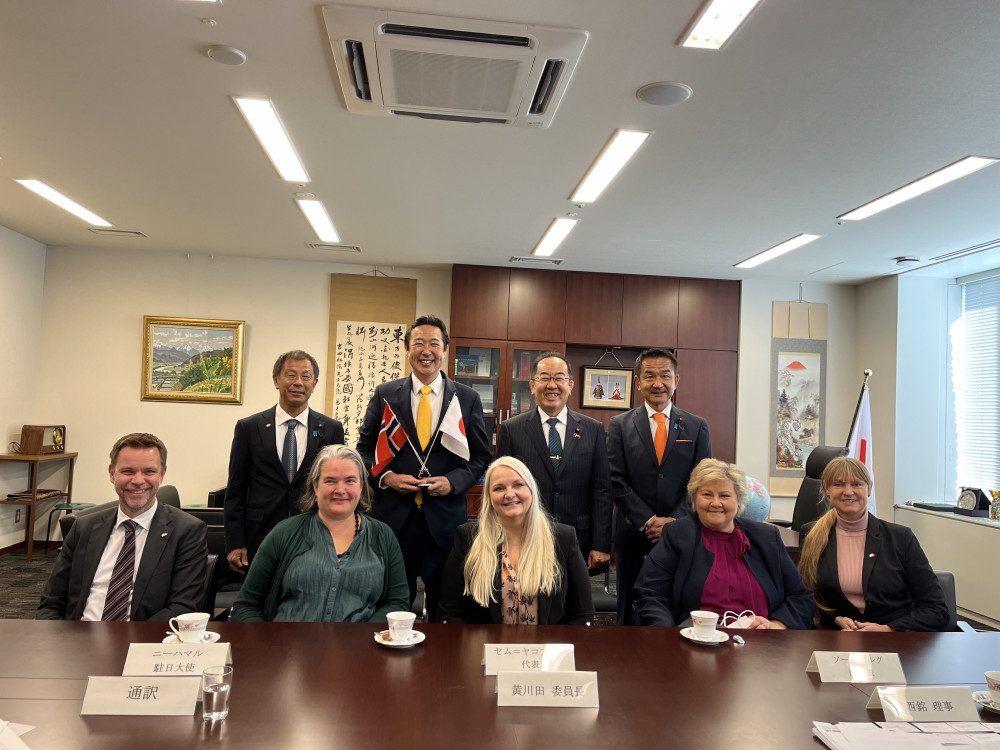 アジア欧州議員会議(ASEP)及びASEAN議員会議(AIPA)ノルウェー代表団一行が来日され、懇談会をいたしました。