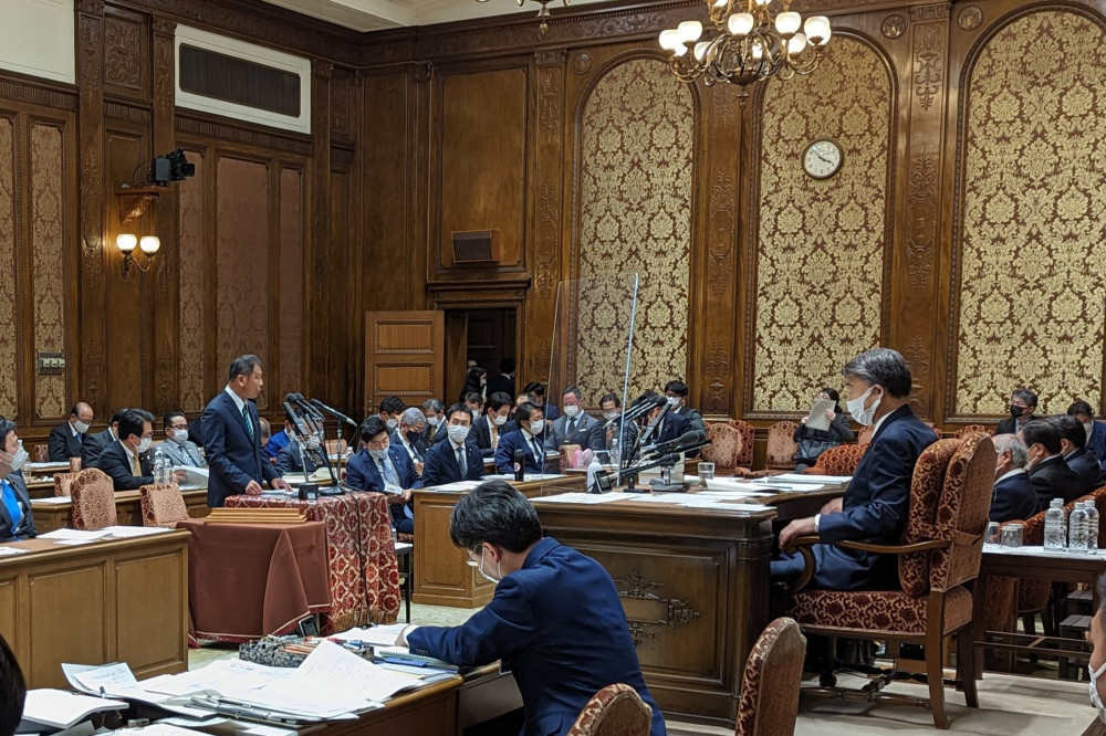 2月6日(月)予算委員会に立って質疑致しました。