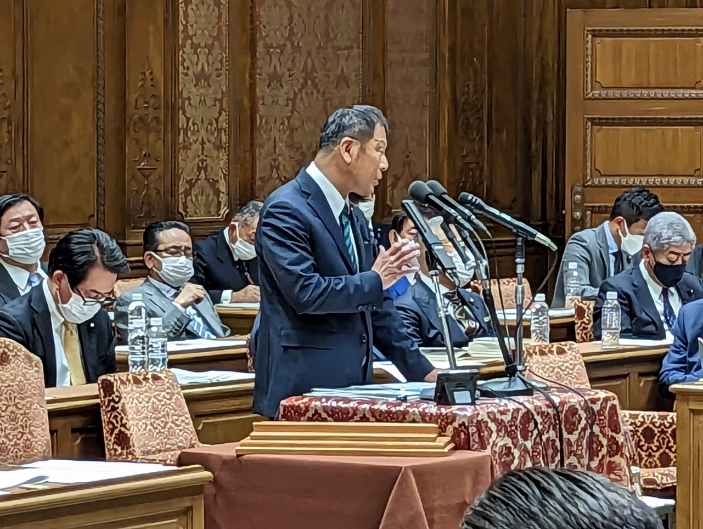 2月6日(月)予算委員会に立って質疑致しました。