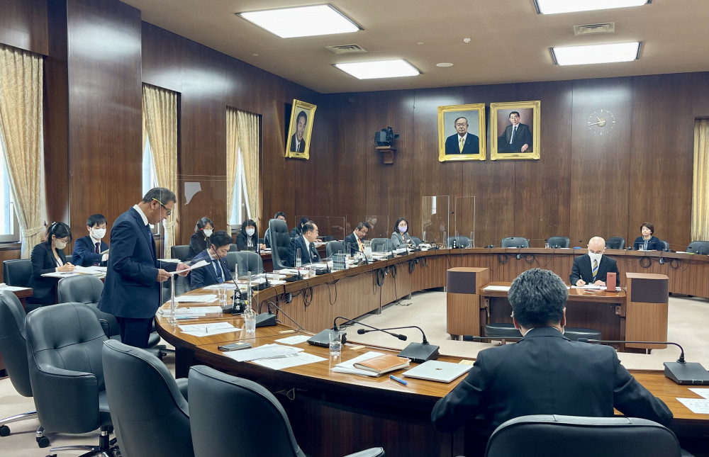 3月15日(水)外務委員会に立って質疑いたしました。