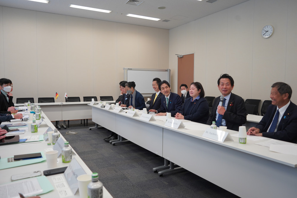 ドイツ連邦議会予算・ 決算委員会の皆様との意見交換会に出席いたしました。
