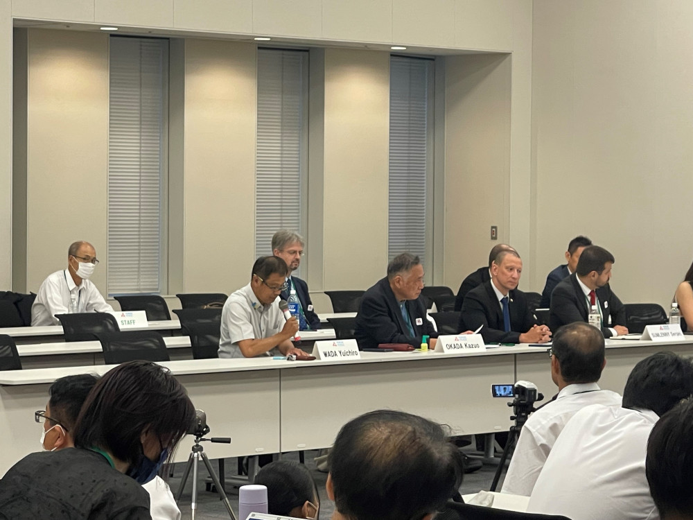 ロシアからの分離独立を訴える人々による、「第7回 ロシア後の自由な民族フォーラム」に出席し、発言し大会宣言に署名いたしました。