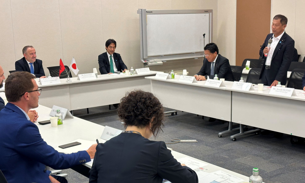 日本・アルバニア友好議連の総会に出席し、意見交換をいたしました。