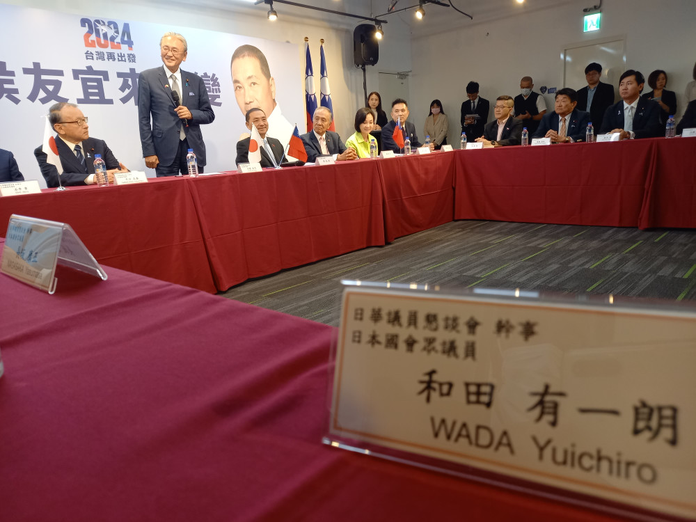 ②日華議員懇談会にて、国慶雙十節祝賀訪台団として台湾を訪問いたしました。