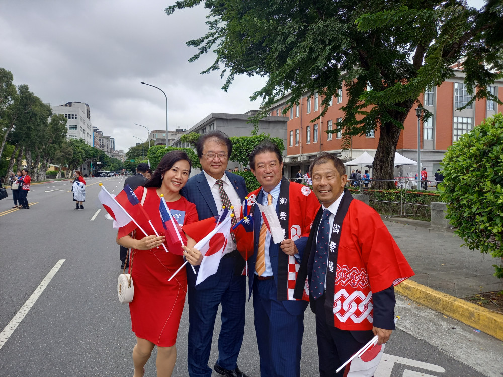 ③日華議員懇談会にて、国慶雙十節祝賀訪台団として台湾を訪問いたしました。
