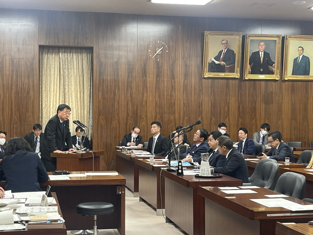 北朝鮮による拉致問題等に関する特別委員会の質疑に立ちました。