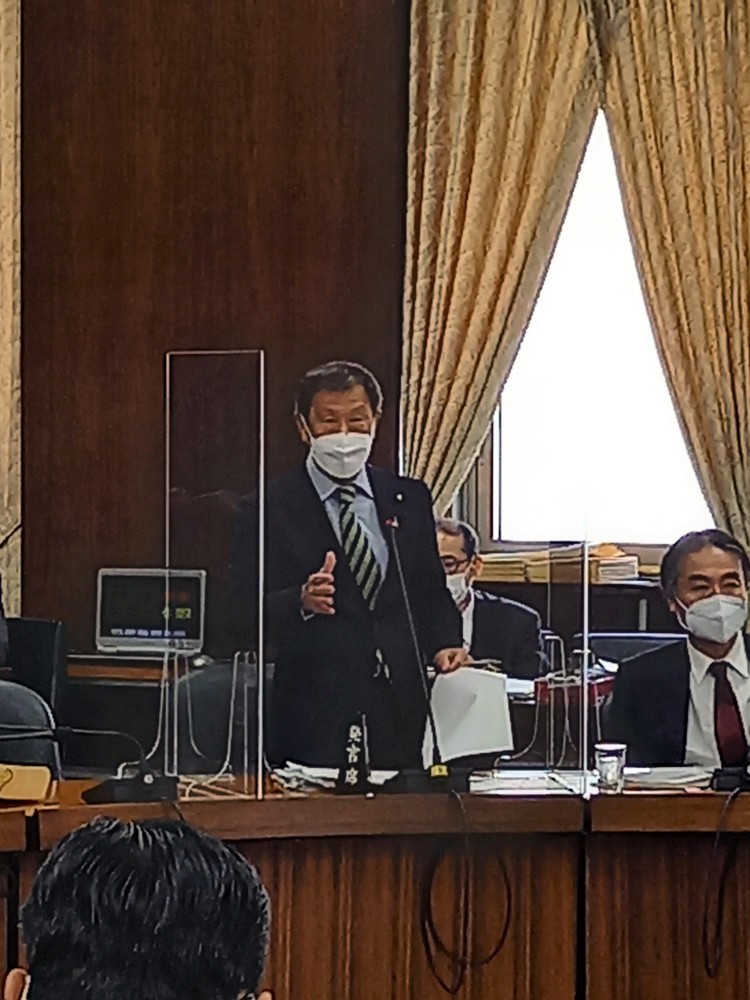 3月4日(金)外務委員会で質疑に立ちました。