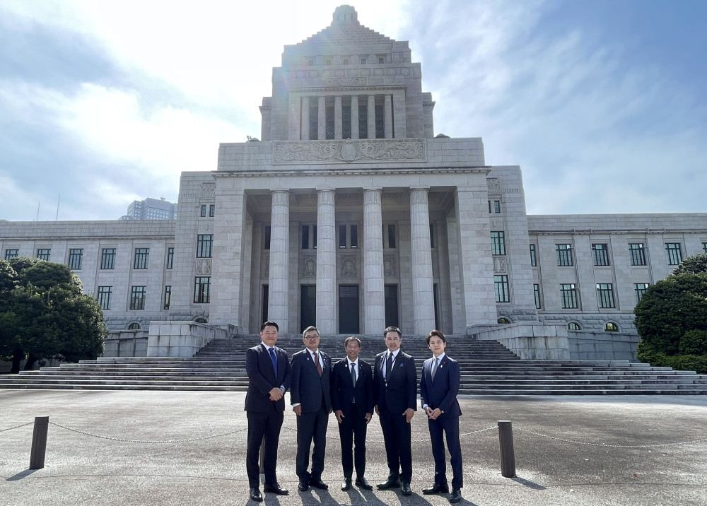 地元神戸の市議会議員の皆さんが国会を訪問されました。
