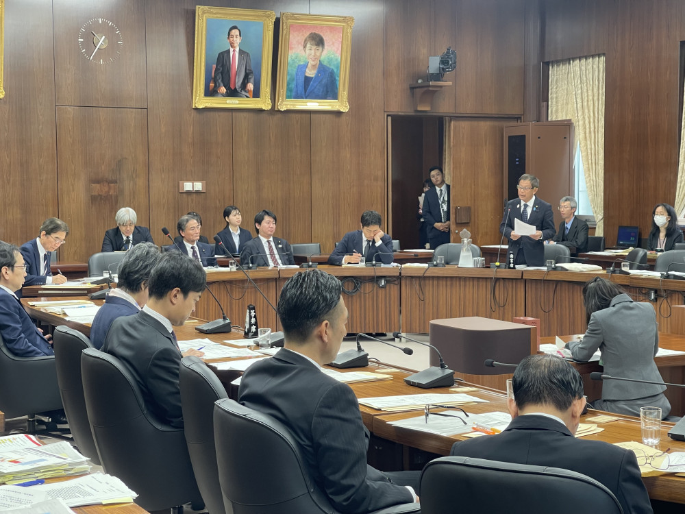 4月24日(水)外務委員会の質疑に立ちました。