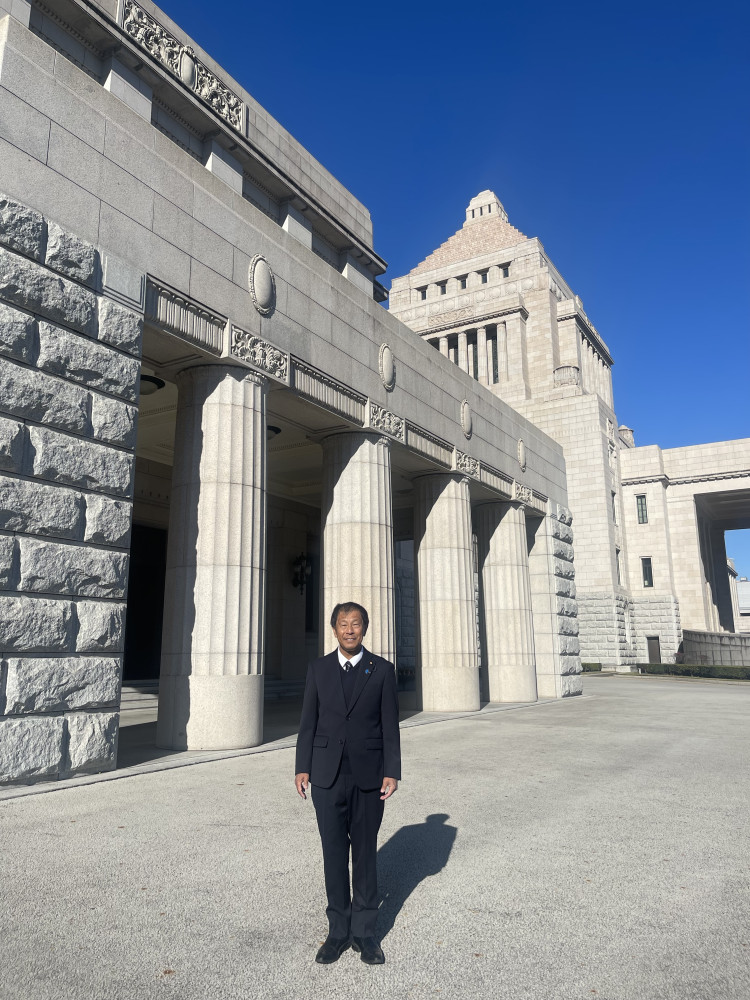 臨時国会が召集されました。