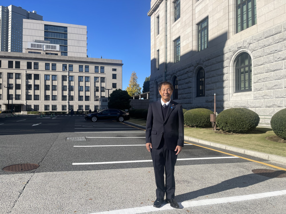 臨時国会が召集されました。