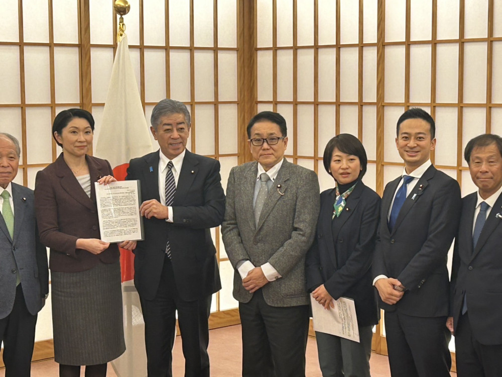 JICA議連にて、岩屋外務大臣に対して「令和7年度当初予算についての要望」を申し入れしました。