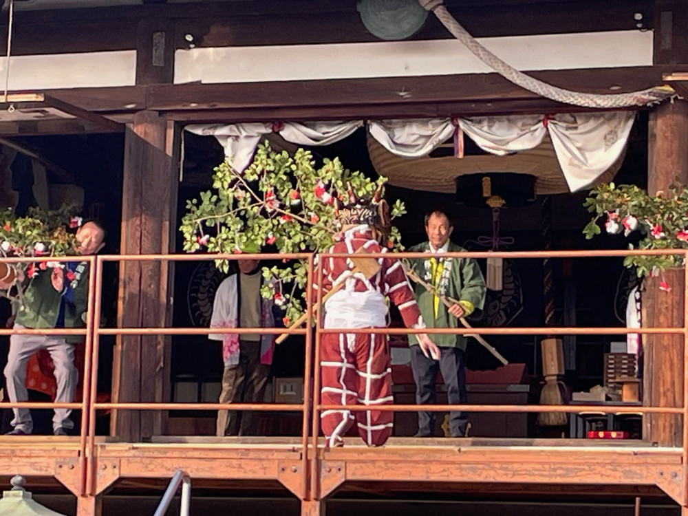 垂水区多聞寺の「鬼追い」行事に参加いたしました。