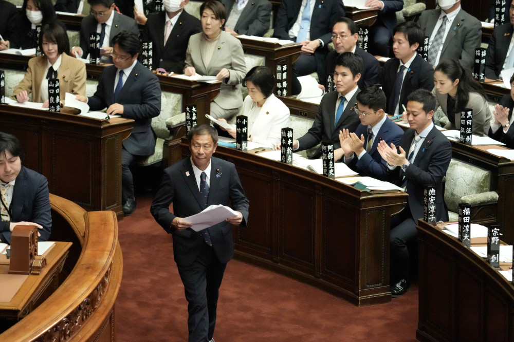 2月13日(木)衆議院本会議にて、石破総理大臣の帰朝報告に対して質疑をいたしました。