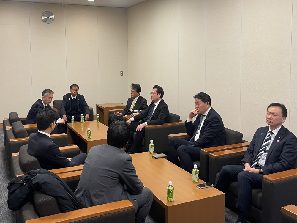 私が団長を務める、兵庫維新の会 国会議員団会議を開催いたしました。