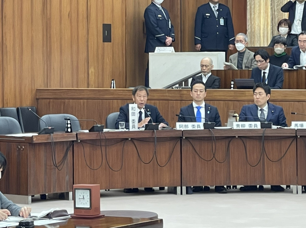 衆議院憲法審査会にて、日本維新の会から質問に立ちました。