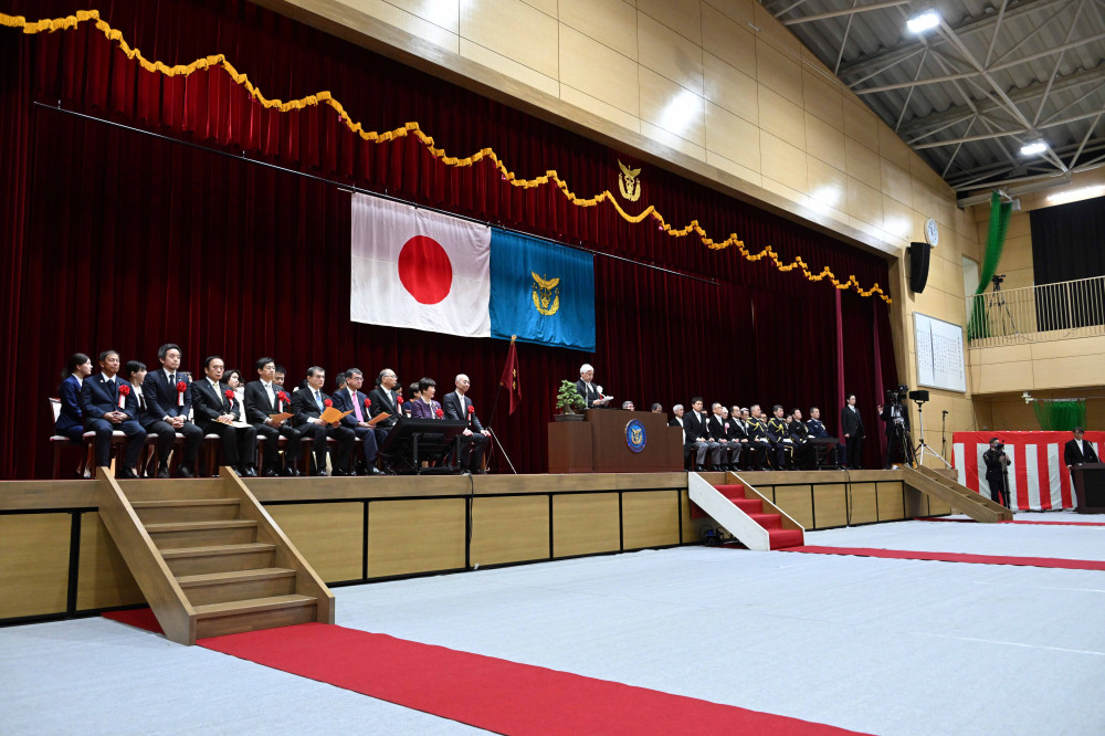 防衛医科大学校の卒業式に来賓として出席いたしました。