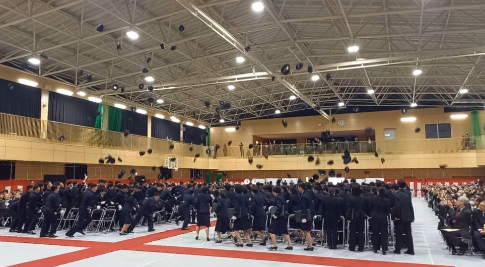 防衛医科大学校の卒業式に来賓として出席いたしました。