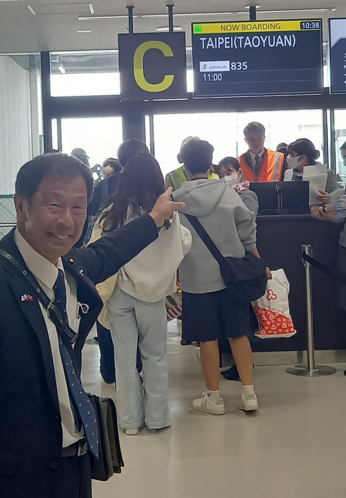 神戸空港国際化！　第一便にて台湾を訪問いたしました！！