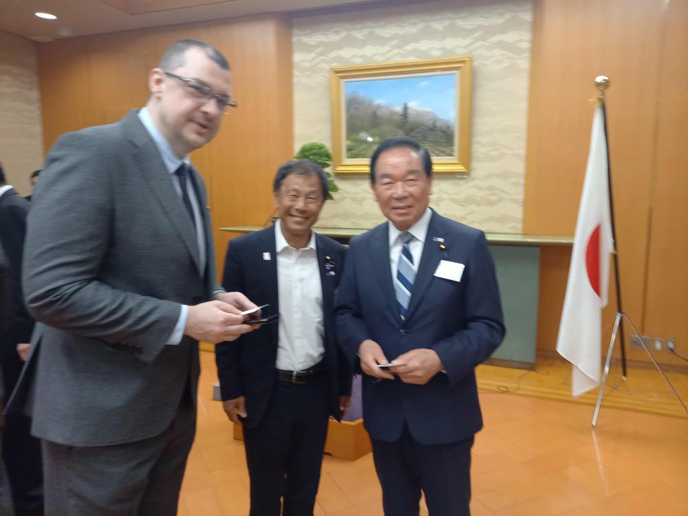 欧州議会議員団の皆さまが来日され、参議院議長公邸にてレセプションが行われました。