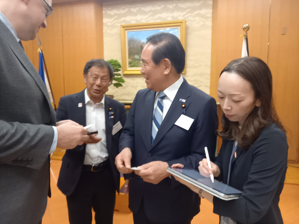 欧州議会議員団の皆さまが来日され、参議院議長公邸にてレセプションが行われました。