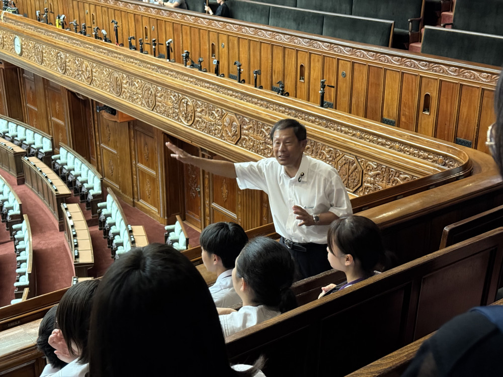 母校である神戸高校の東京キャピタルツアーにて、国会見学のお世話をさせていただきました！