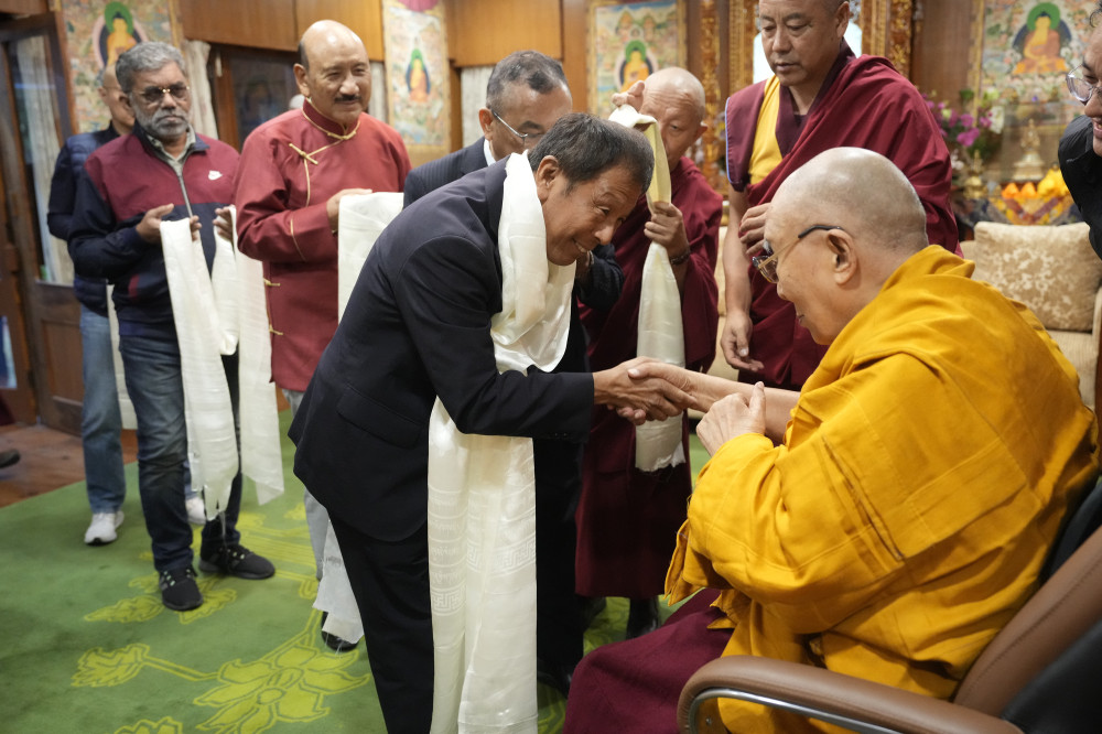 ダラムサラにて、ダライ・ラマ14世法王に謁見いたしました