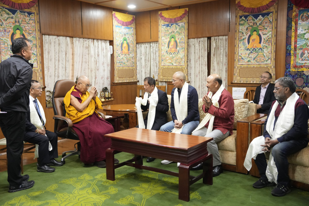 ダラムサラにて、ダライ・ラマ14世法王に謁見いたしました