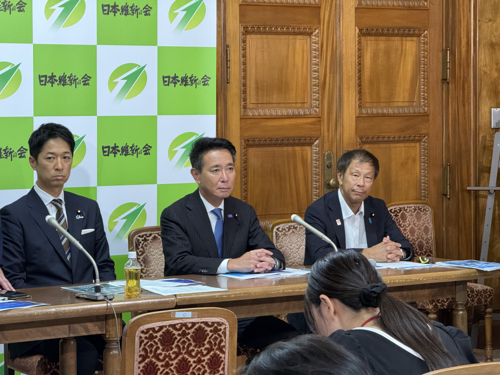 「21世紀の国防構想と憲法改正」提言を発表いたしました。