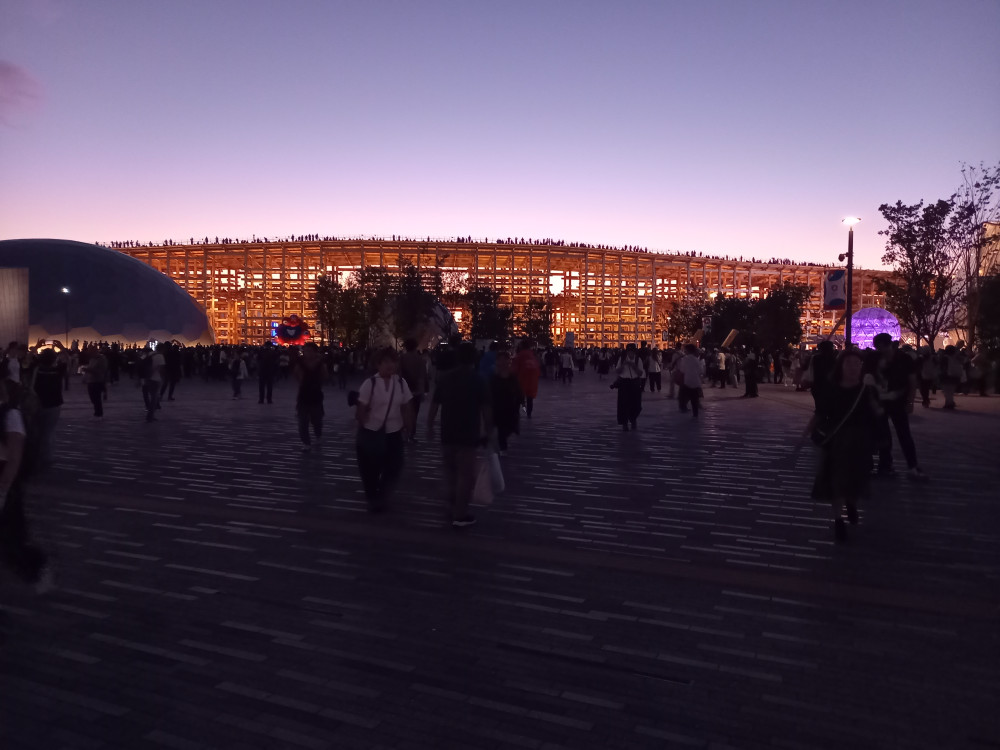 惜しむ、楽しむ、過ぎ行く万博！