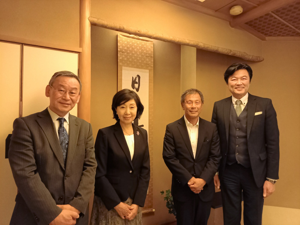 台湾関係の懇談に出席いたしました。