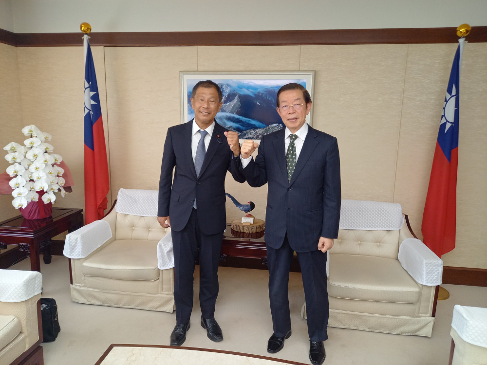 謝長廷台湾駐日代表と面談致しました。